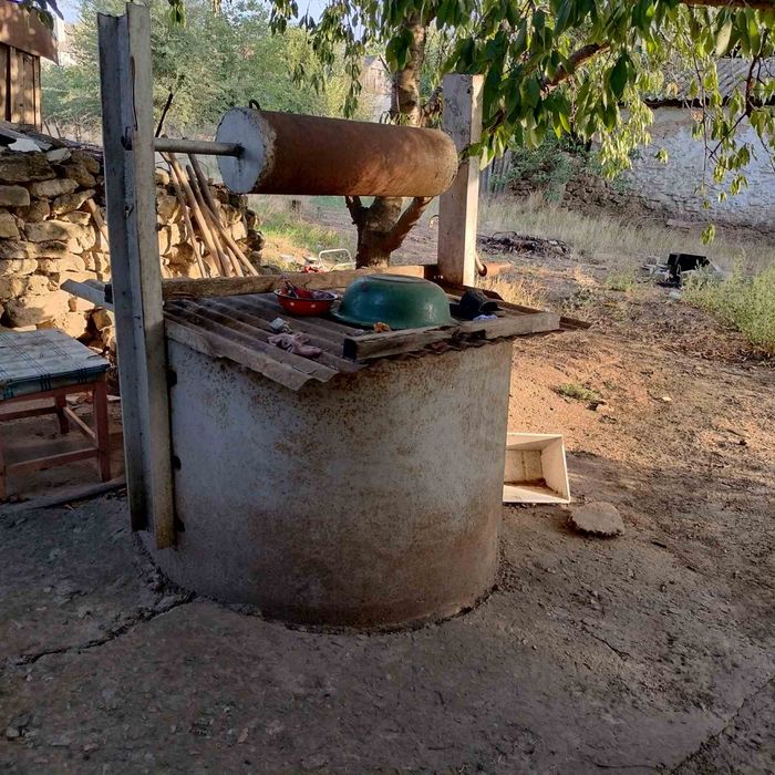 Продається хата. Смт Широке Криворізького району.