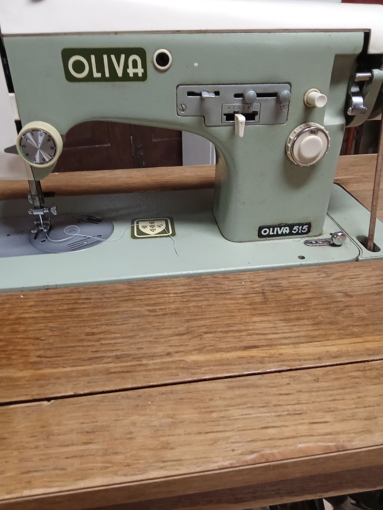 Máquina de costura Olivia 515