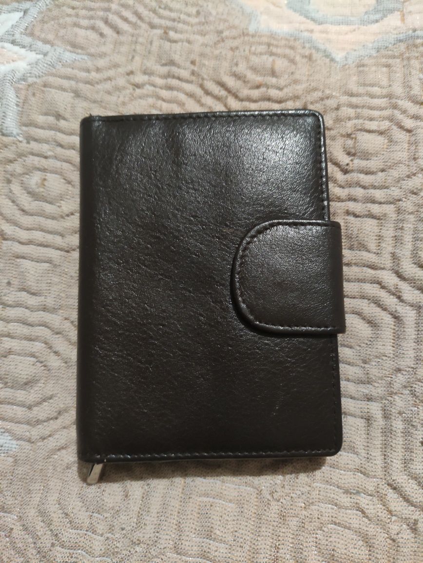 Мужской кошелёк портмоне