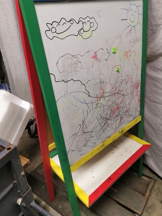 Двосторонній мольберт Komarovtoys М404 з магнітною дошкою длямалювання