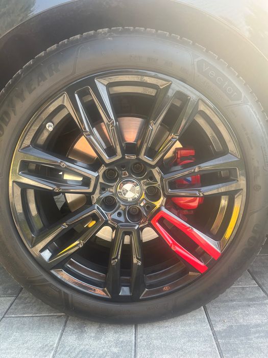 FELGI KOMPLET 4 SZT 19 BMW 5 I5 G60 M Performance Idealne 8.5 ET29 oem