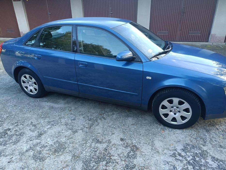 Audi a4 b6/ benzyna