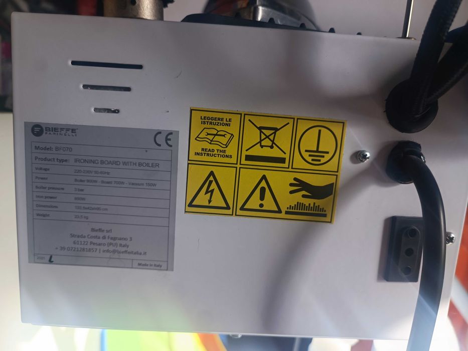 Máquina semi profissional de passar a ferro