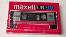 Maxell UR 90 rocznik 1986 uszkodzona folia /opakowanie 1szt.