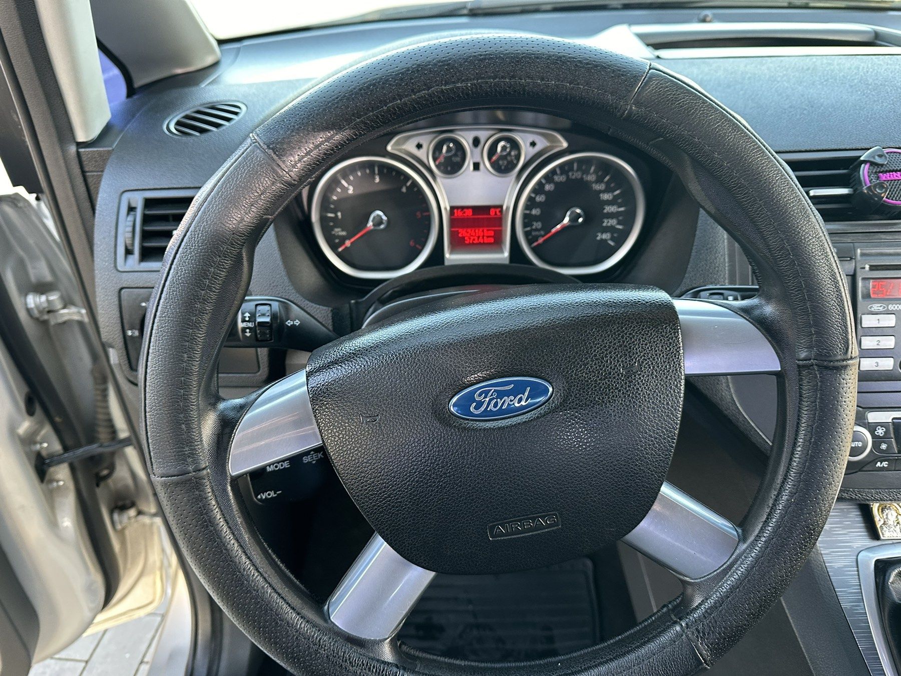 Продам авто FORD C-MAX