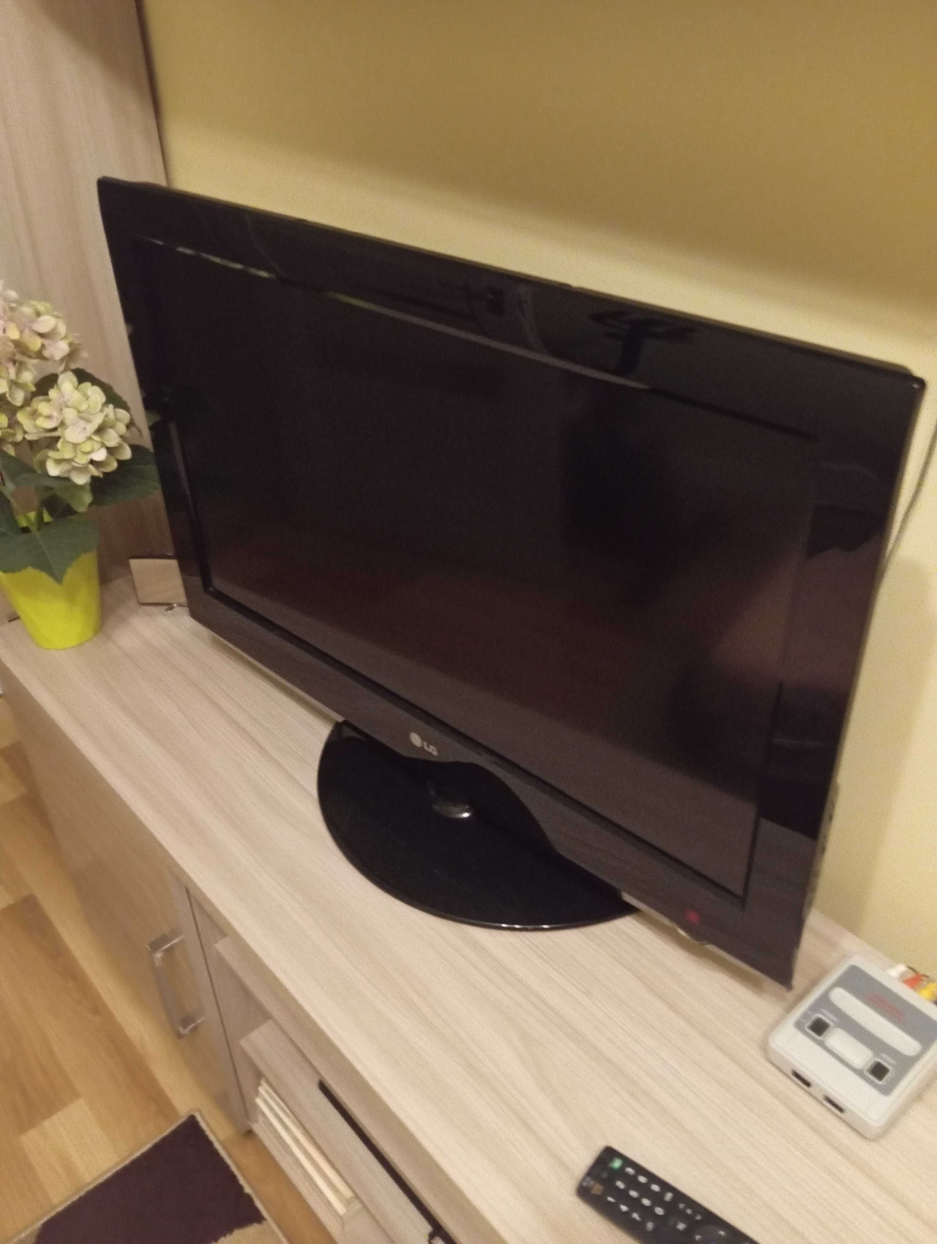 Telewizor LCD LG 32LF2510 32 cale