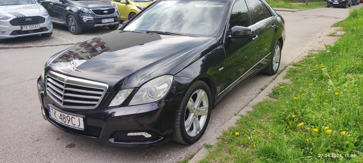 Sprzedam Mercedes W212 E250 204 KM Avantgarde