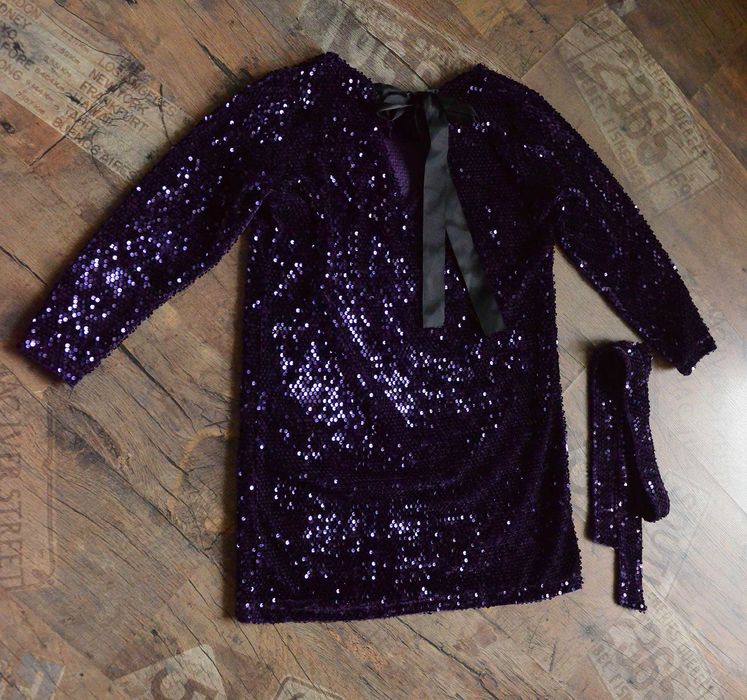 Плаття нарядне святкове фіолетове в пайєтках на дівчинку 146р