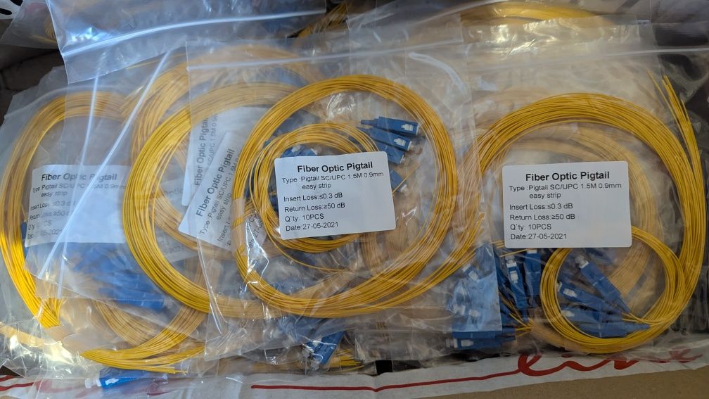 Оптичні пігтейли pigtail SC / UPC 1,5 м