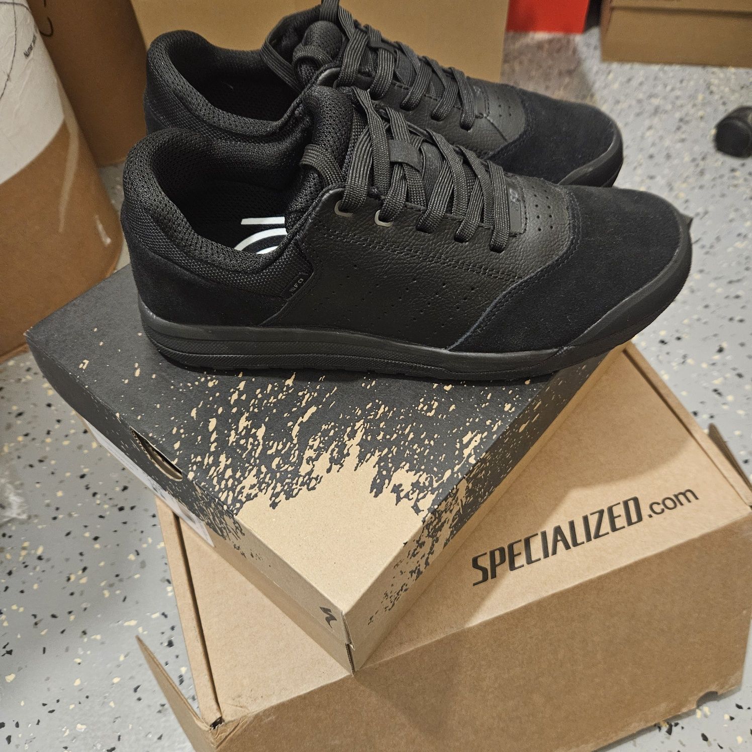 Specialized buty 2FO roost flat 43