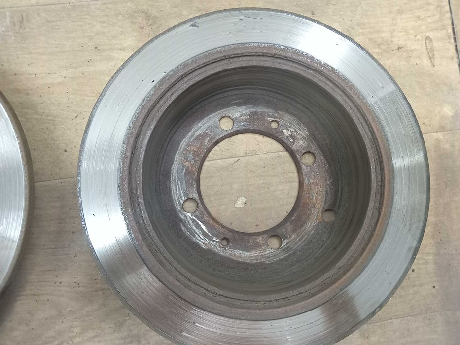 Задние тормозные диски Лансер 9 (4×114,3)