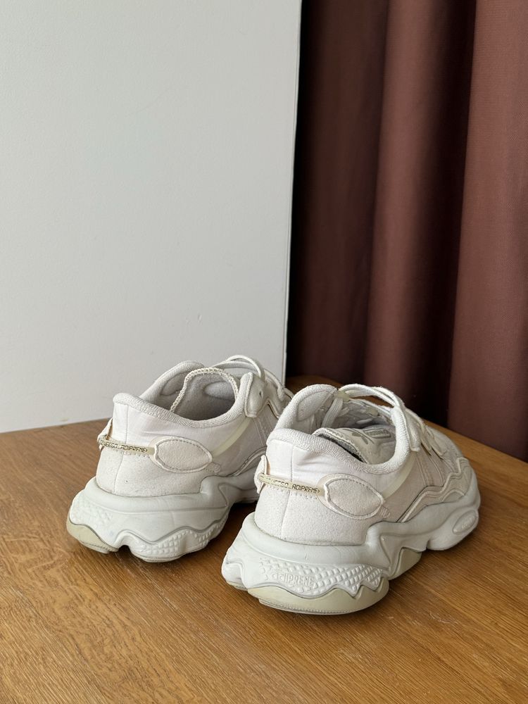 Кросівки adidas ozweego жіночі, Оригінал !