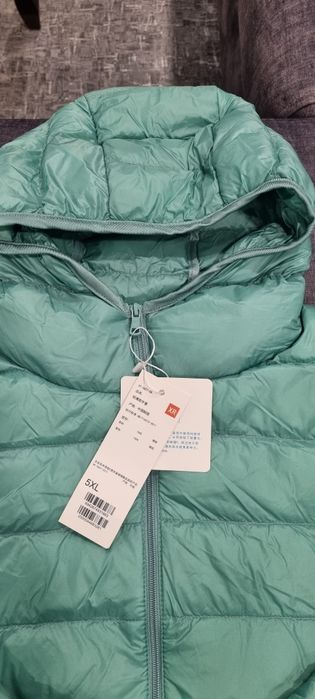 Продаю женскую курточку