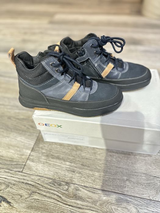 Ботінки черевики Geox демісезон 36 розмір на хлопчика