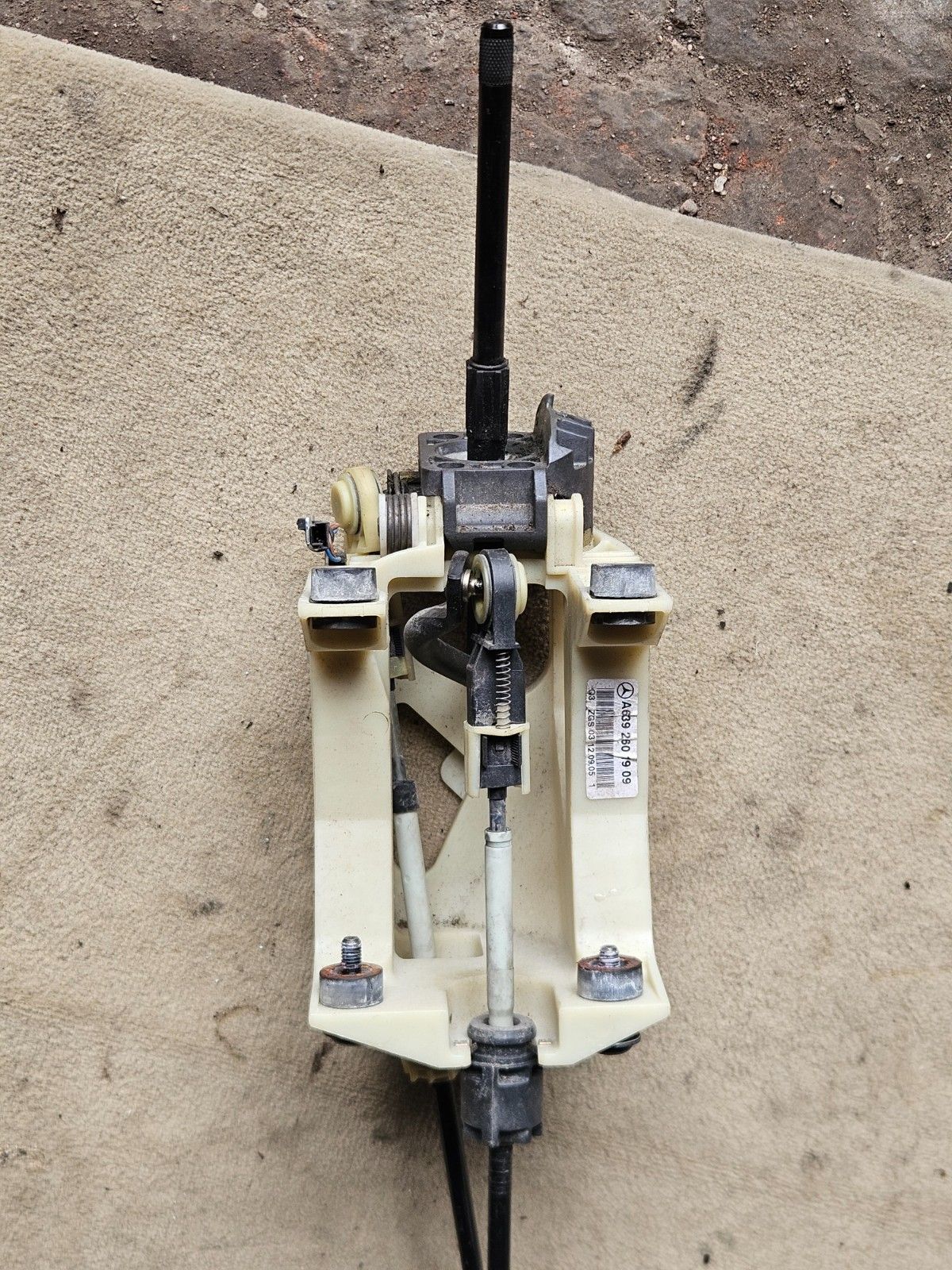 Wybierak Lewarek Biegów Vito 2.2cdi W639 A​6‌3‍9⁠2​6‌0‍1⁠9​0‌9