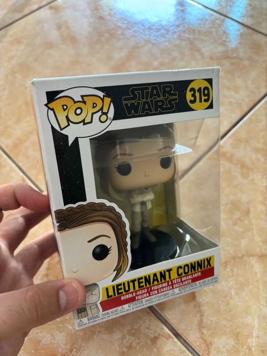 Funko POP Star Wars 319 Lieutenant Connix - Novo, Selado