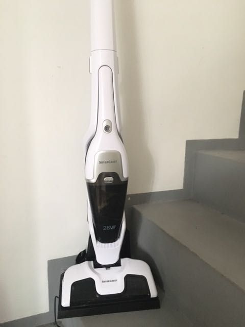 SILVERCREST Odkurzacz akumulatorowy 2 w 1, 28 V