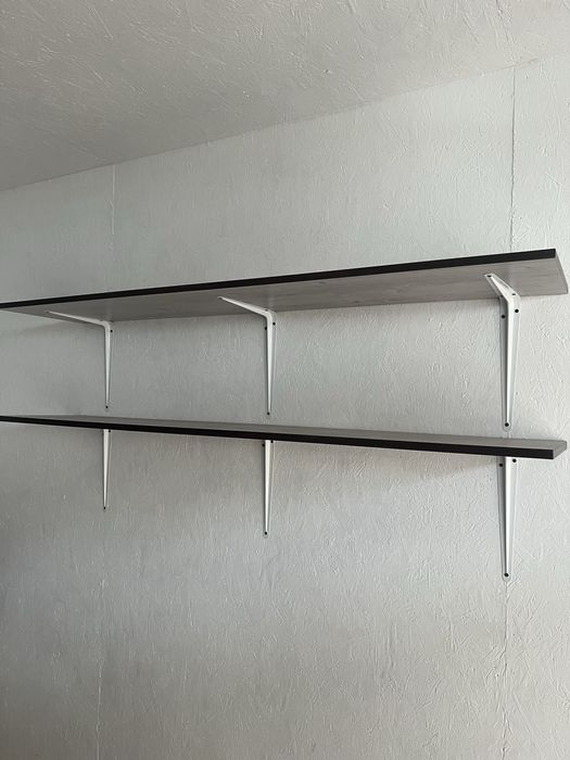 Продам полички .