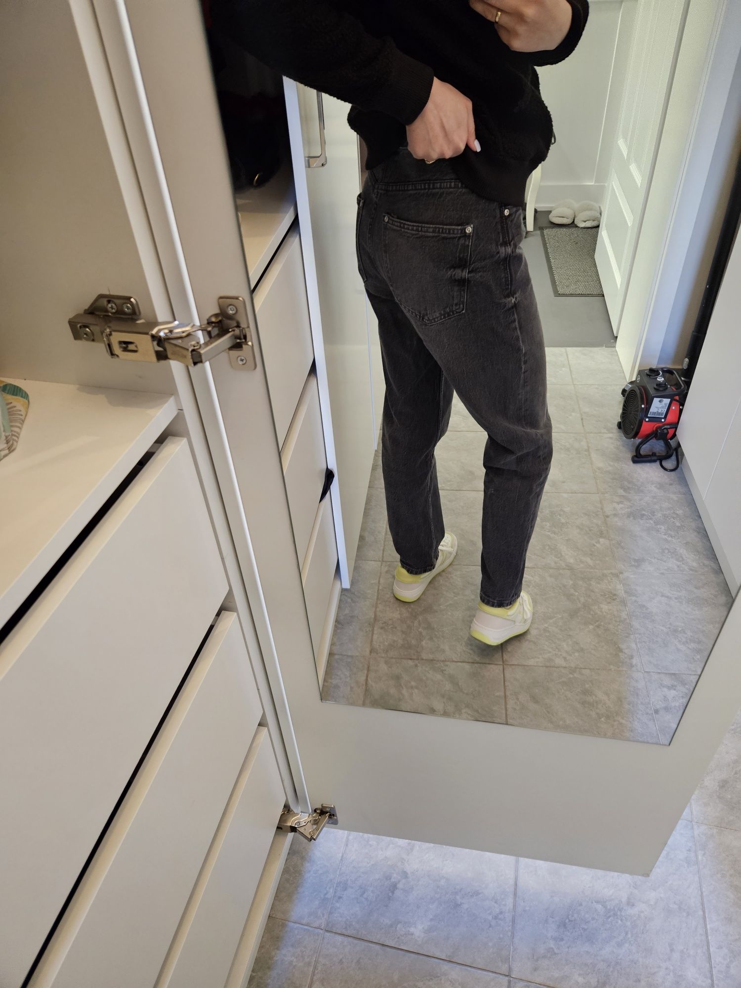 Jeansy mom fit , Zara S