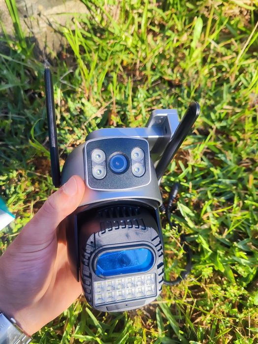 Câmara de Vigilância WIFI - Exterior Rotativa 10MP + Oferta Cartão