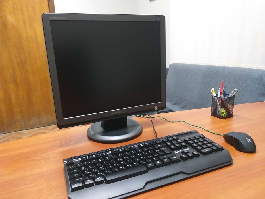 Samsung Sync Master 931 BF