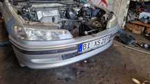 Zderzak przedni Peugeot 406 srebrny kompletny lift