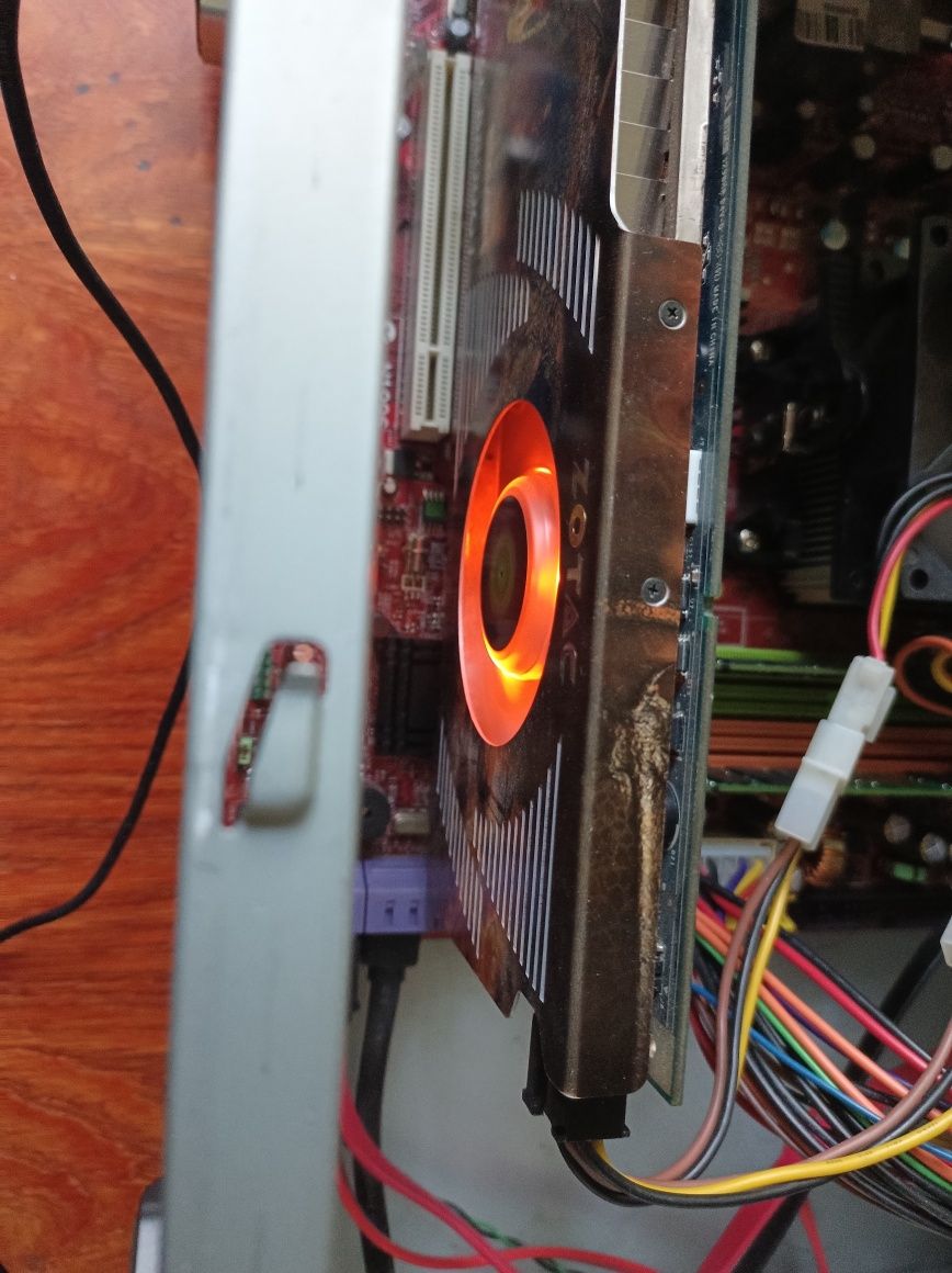 Видеокарта zotac 8800gt