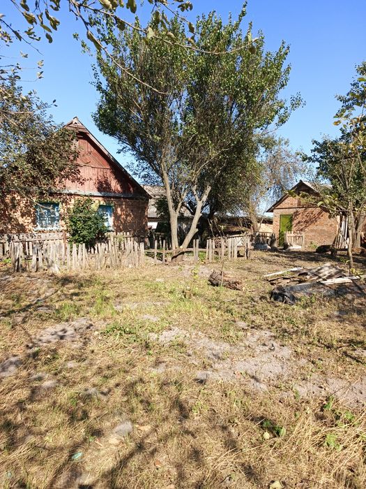 Продам будинок в селі Городище,6 км.від Чуднова.