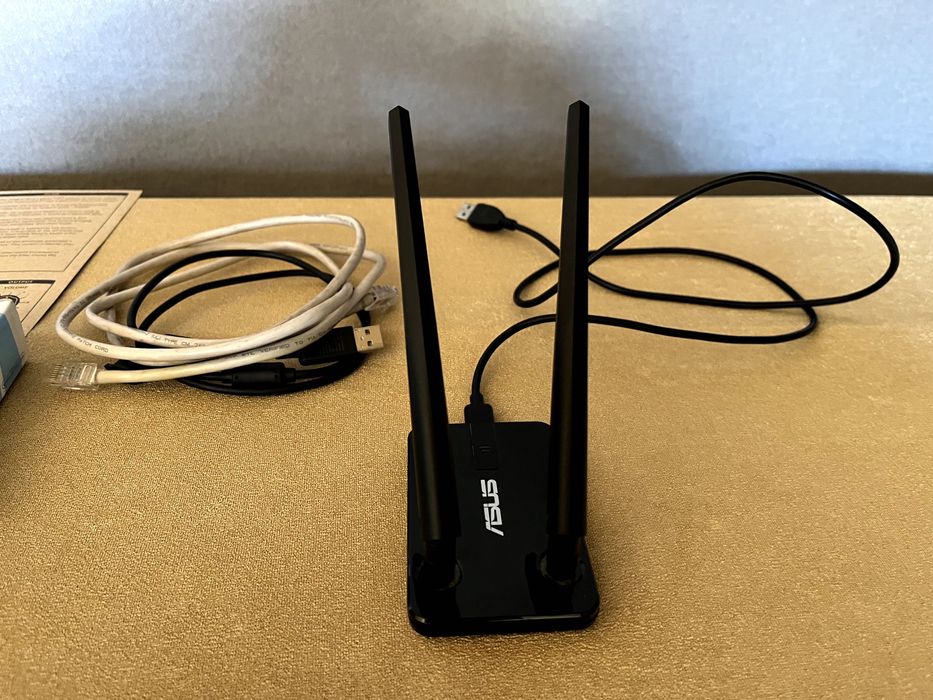 Router, routery Asus Wireless N-300 USB-Adapter, karta USB, Tenda