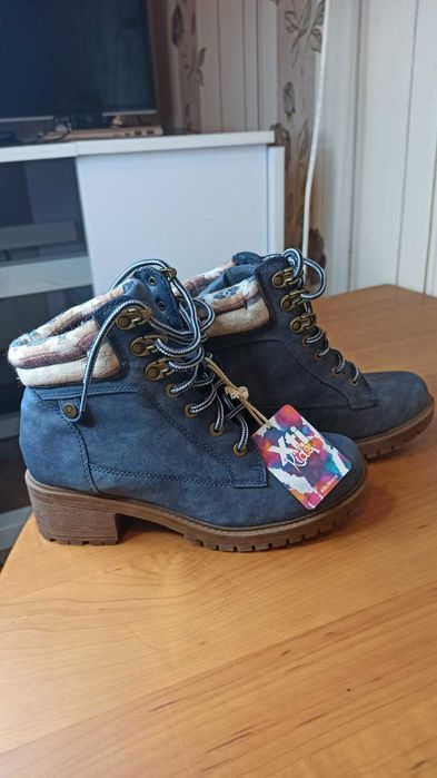 Ботинки женские осенние новые р. 35 (не подошел размер)