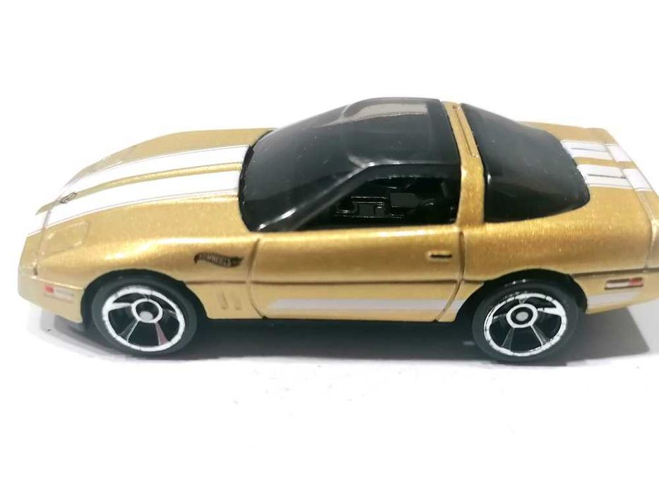 84 Corvette ano 2012 da Hot Wells