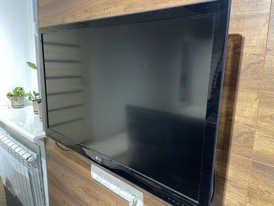 Телевизор lg42LW4500