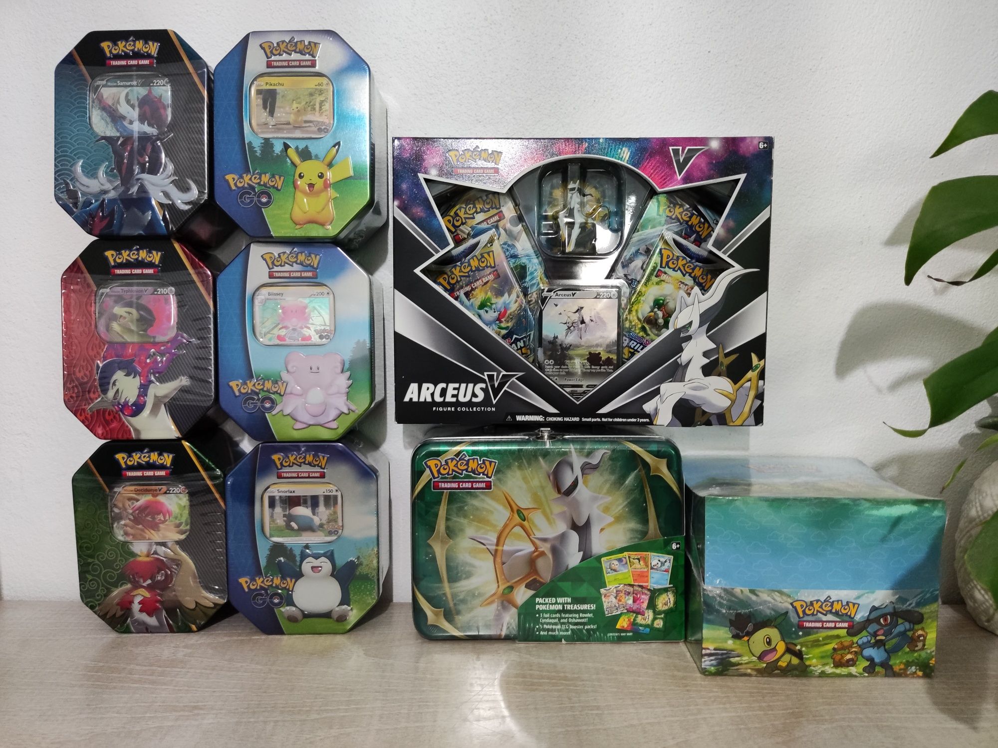 Vários Produtos Pokemon Tcg disponíveis