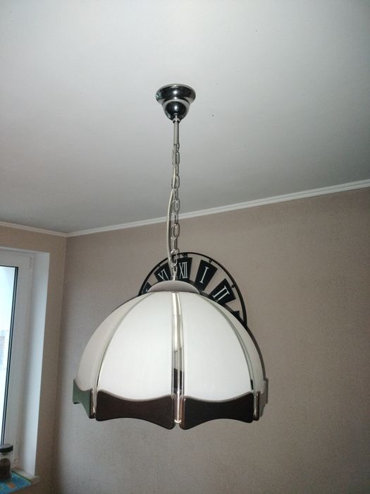 Sprzedam lampę kuchenną