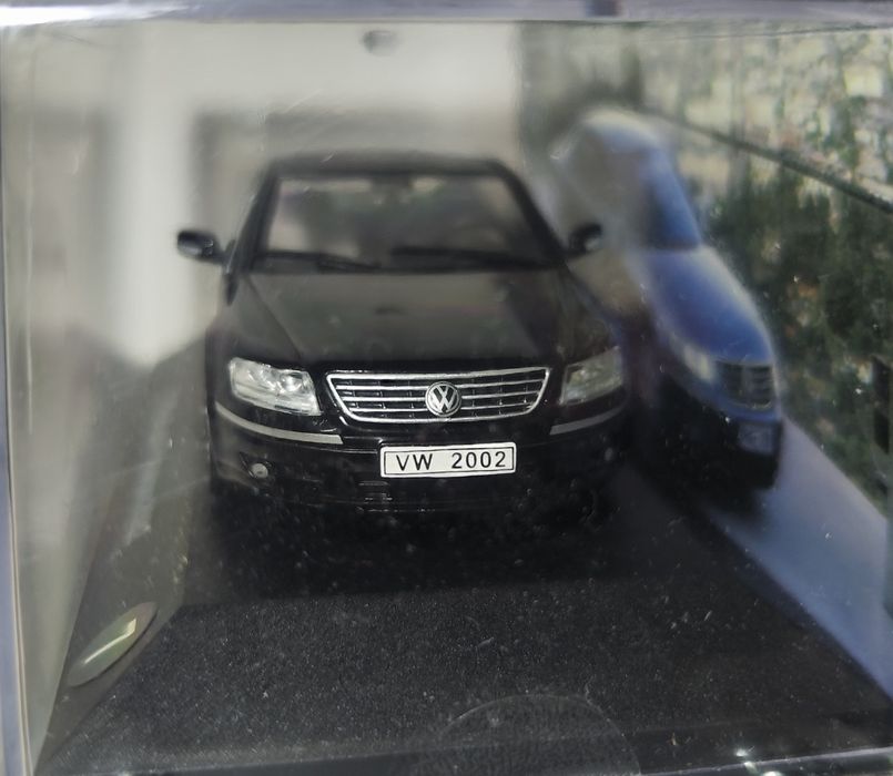 Model auta VW Volkswagen Phateon 1:43 Altaya Ixo Minichams