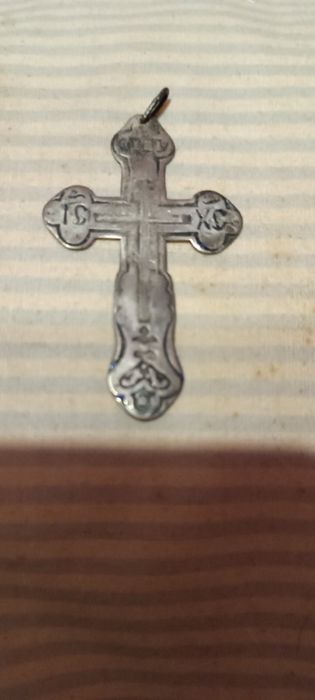Старовинний срібний хрест
