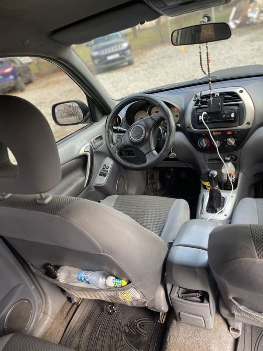 Продам Toyota Raw4 2.0D