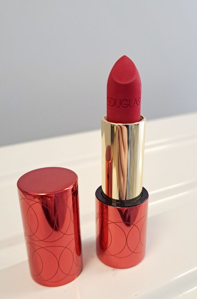 Douglas - Absolute Matte Lipstick, pomadka , Nowa