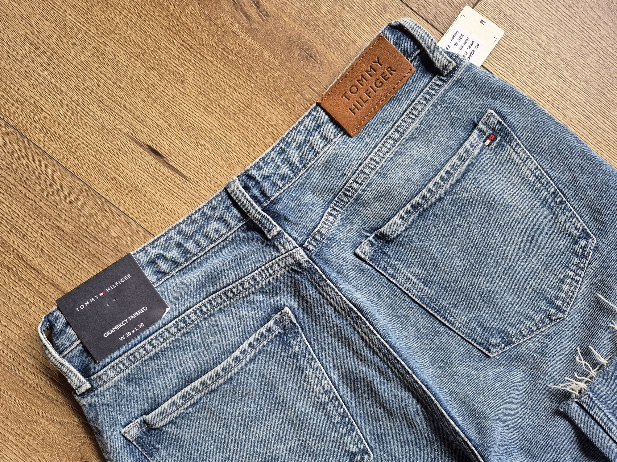 Spodnie Jeansy Damskie Tommy Hilfiger Gramercy Tapered W30 L30
