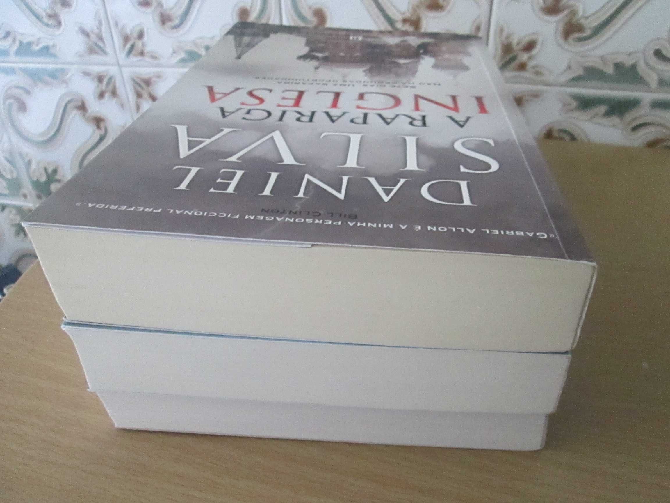 Livros Daniel Silva (oferta de Portes)