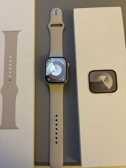 Apple Watch 9 - 45mm Celular