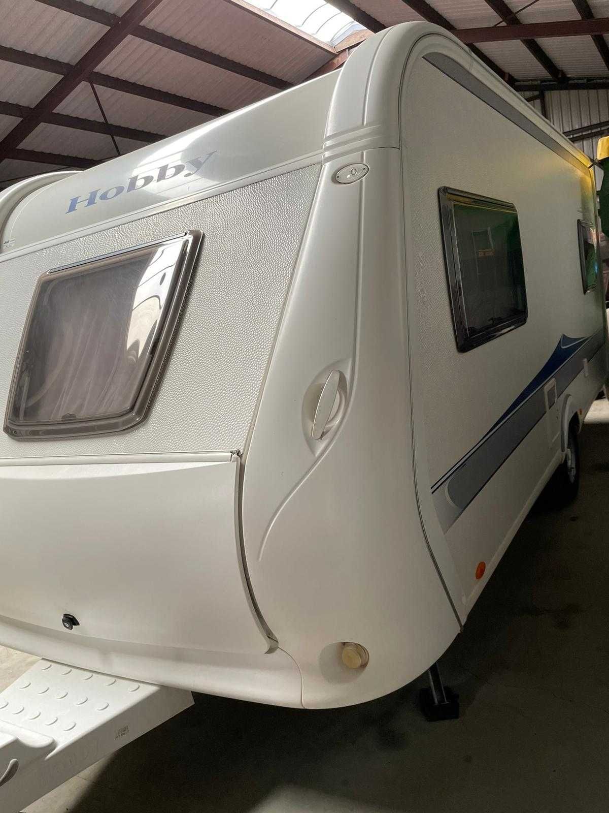 Przyczepa kempingowa Hobby De Luxe 495