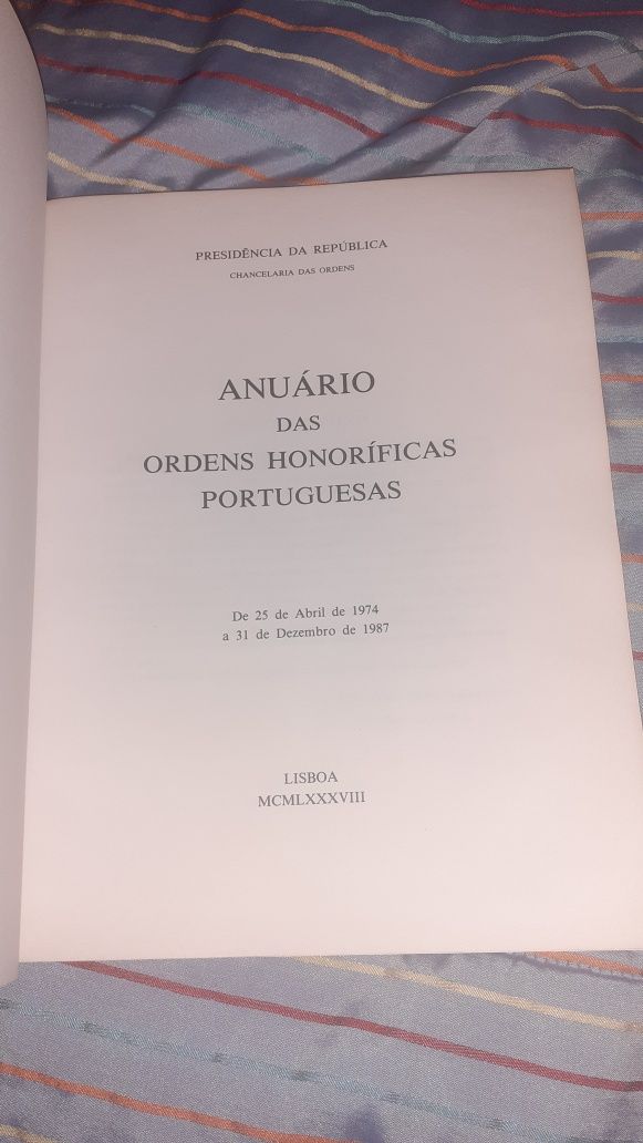 Anuário das Ordens Honoríficas Portuguesas 1988 raro