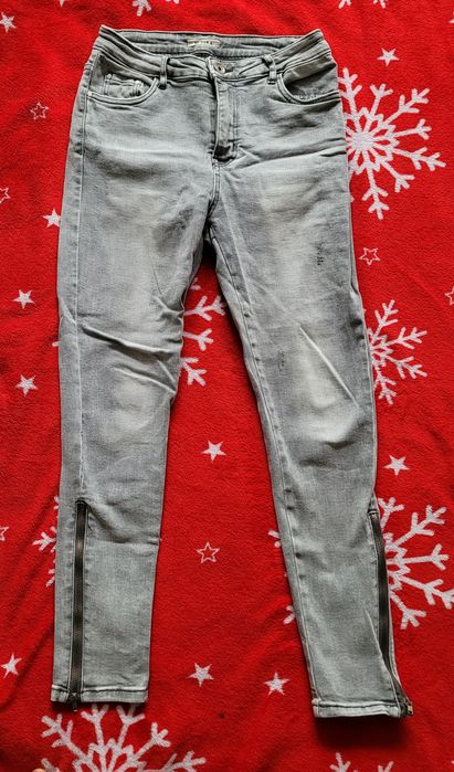 Spodnie jeansy M.Sara z zamkami