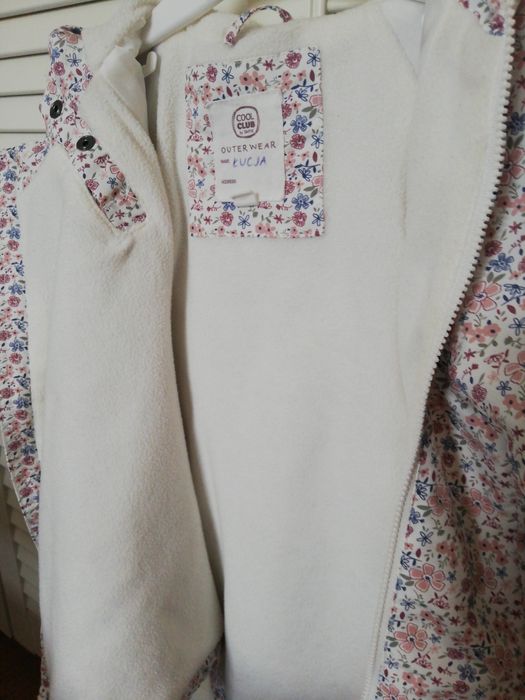 Śliczna dziewczęca kurteczka jesienno/wiosenna