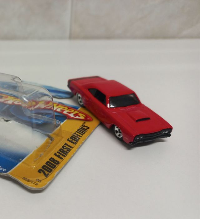 Hot Wheels - Vários FIRST EDITIONS de 2008 desde 5€