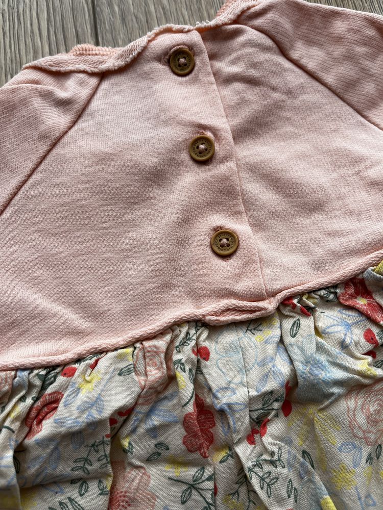 Śliczna sukienka benetton rozmiar 56