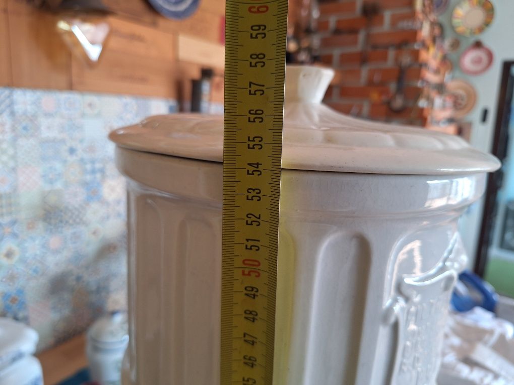 Filtrador de água antigo de farmácia
