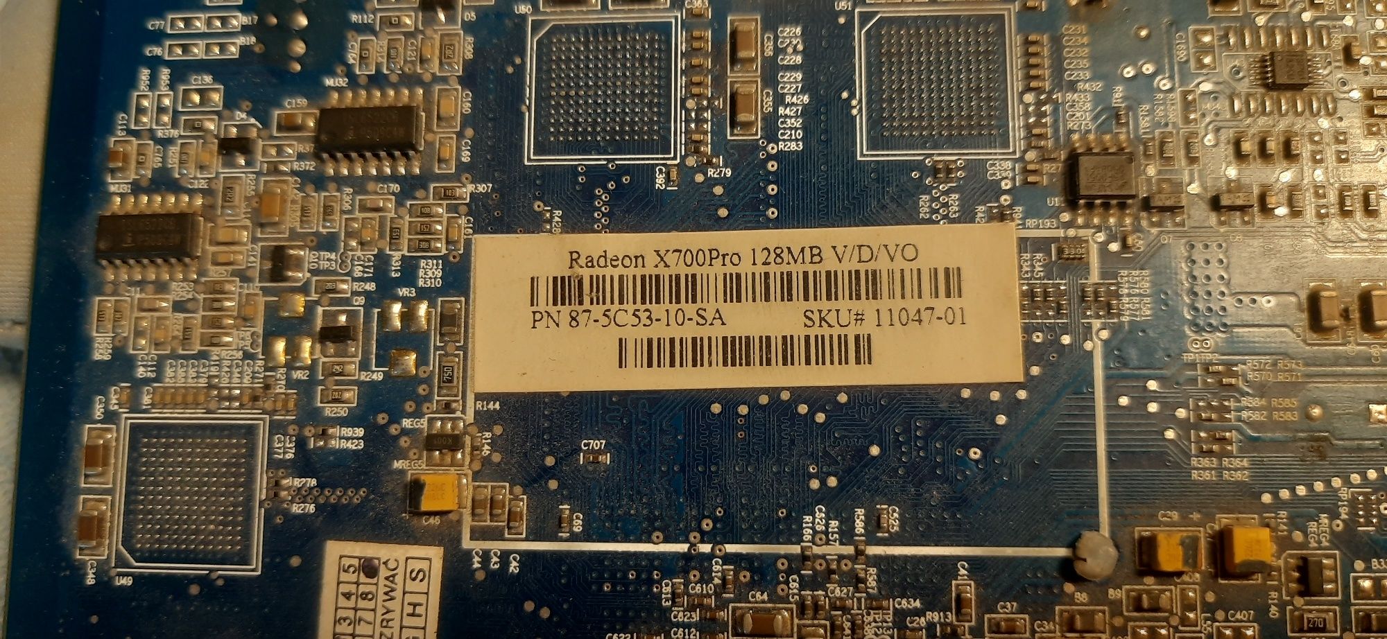 Karta graficzna Radeon X700Pro 128MB V/D/VO