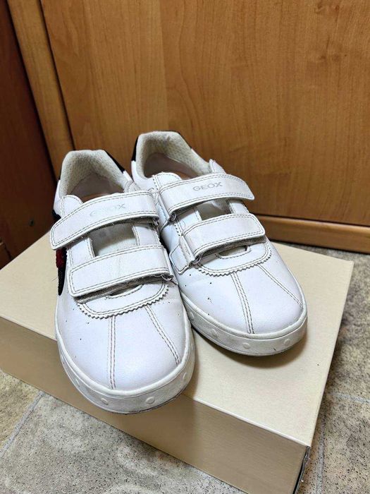 Кроссовки  брендовые  Geox